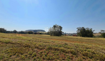 Terreno plano à venda em Avaré, no Loteamento Terras de São Marcos 1