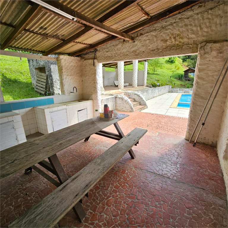Sítio à venda com 2 quartos, sendo 1 suíte,  em Alto da Serra (mailasqui), São Roque, SP