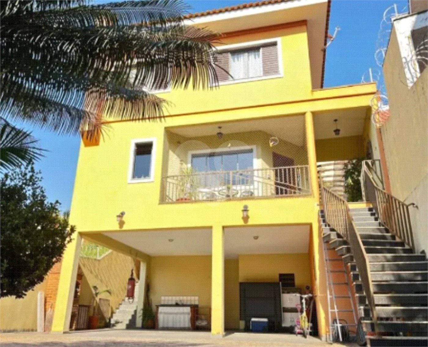 Sobrado à venda com 5 quartos, sendo 1 suíte,  em Tremembé, São Paulo, SP