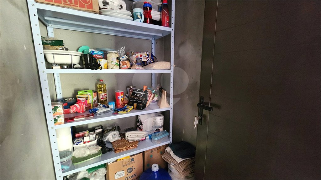 Casa à venda com 3 suítes no condomínio Residencial Jardim Primavera, Louveira - SP