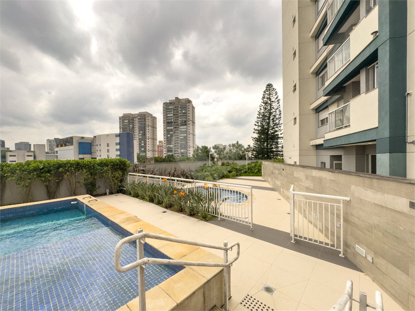 Apartamento à venda com 2 quartos, sendo 1 suíte, em Chácara Santo Antônio (zona Sul), São Paulo, SP