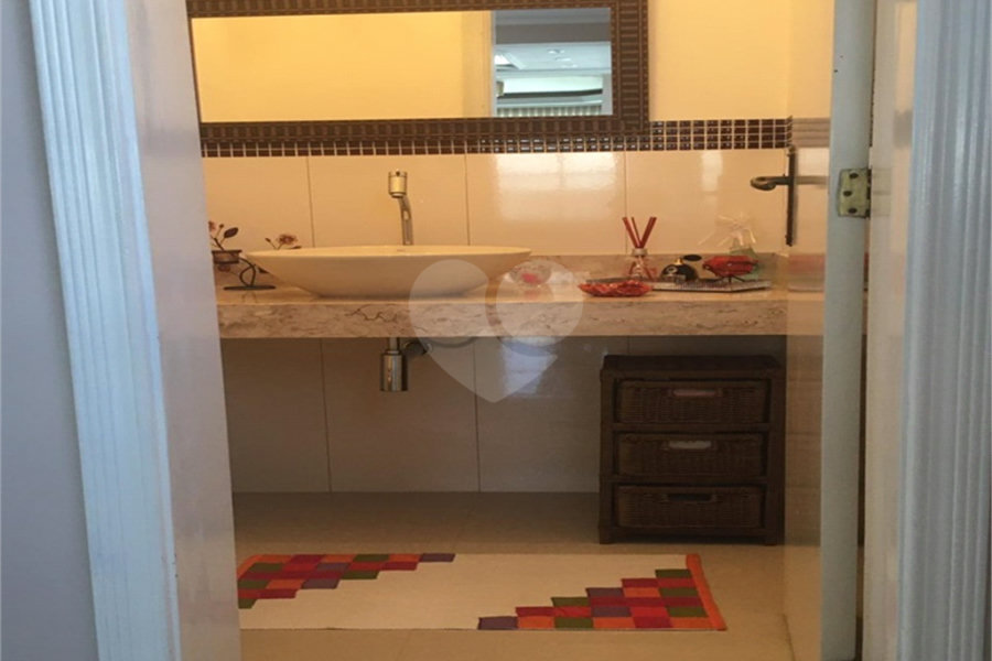Sobrado à venda com 3 suítes em Tremembé, São Paulo, SP