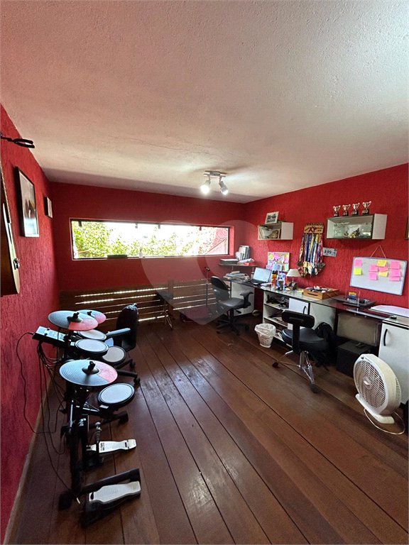 Sobrado à venda com 3 quartos, sendo 1 suíte, em Vila Nova Cachoeirinha, São Paulo, SP