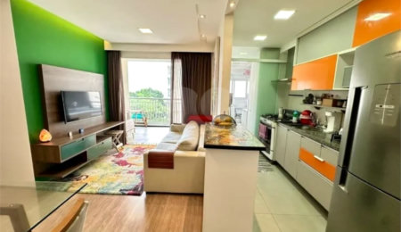 Apartamento à venda com 3 quartos, sendo 1 suíte,  em Jardim Esmeralda, São Paulo, SP