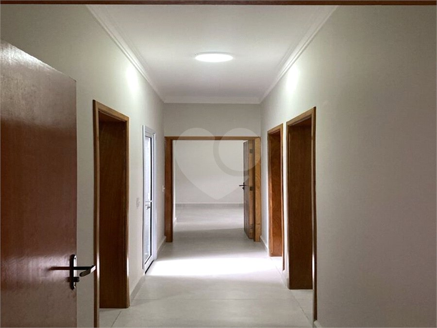 Casa à venda com 3 quartos, sendo 1 suíte, no condomínio Vila Ytu, Indaiatuba - SP