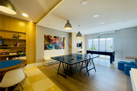 Apartamento à venda com 2 suítes em Vila Scarpelli, Santo André, SP