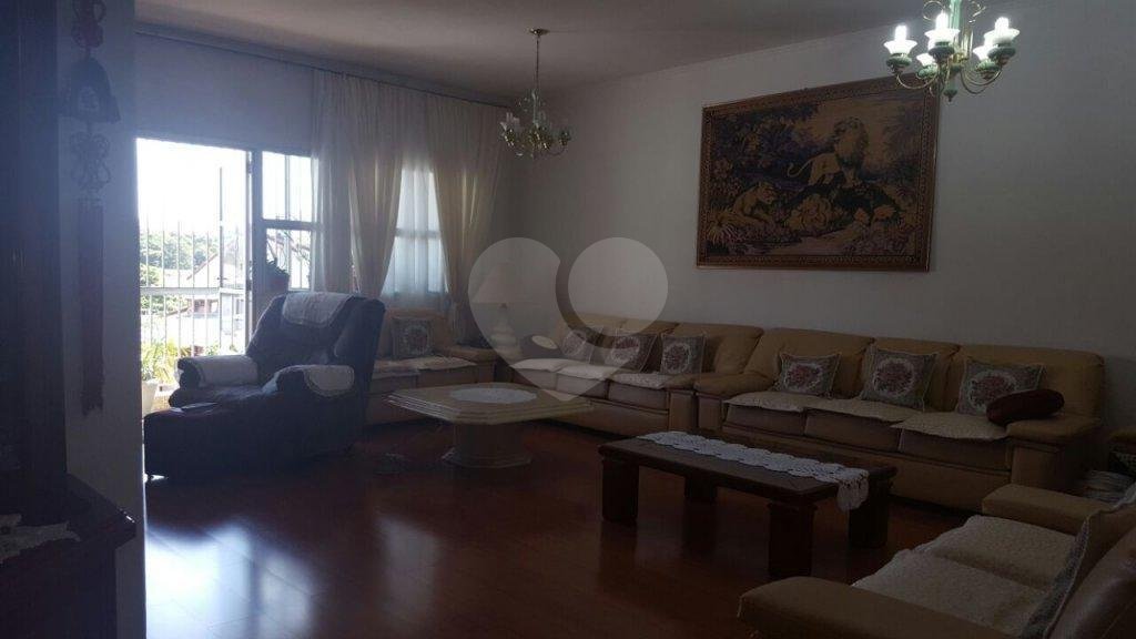 Sobrado à venda com 4 quartos, sendo 2 suítes, em Jardim Franca, São Paulo, SP