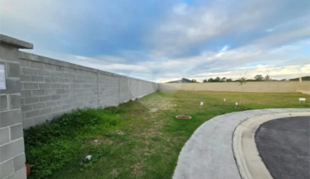 Terreno à venda em Nova São Pedro, São Pedro da Aldeia, RJ