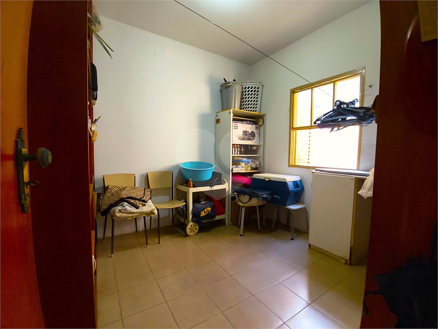 Casa à venda com 4 quartos, sendo 3 suítes,  no condomínio Village D'avignon, Sorocaba - SP
