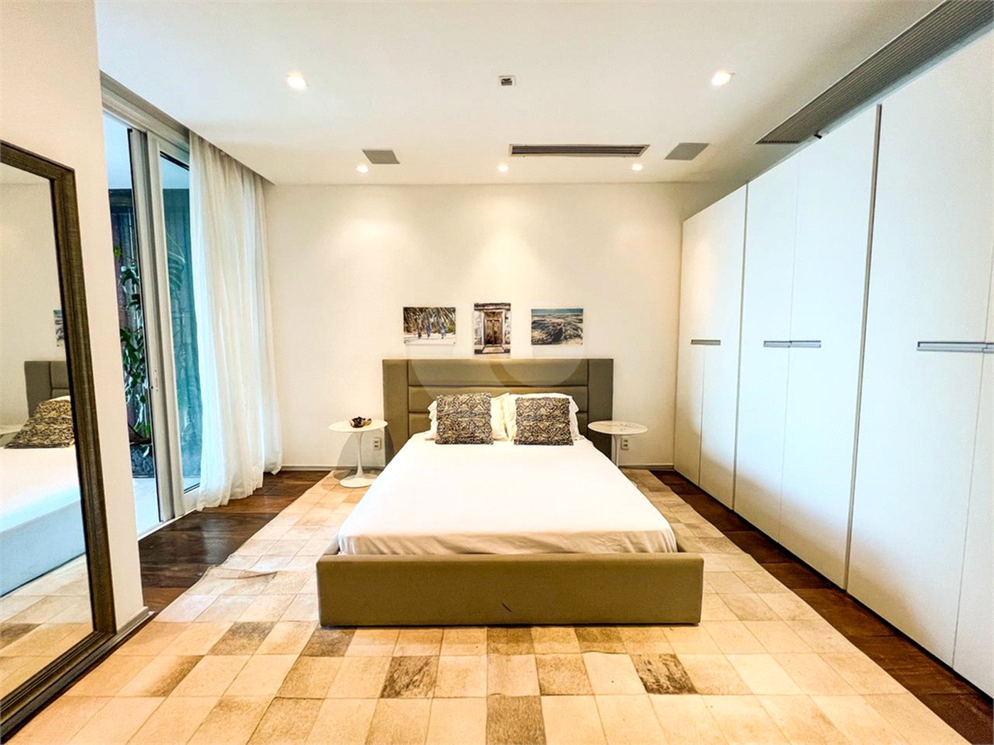 Casa à venda ou para alugar com 5 suítes em Joá, Rio de Janeiro, RJ
