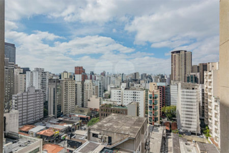 Apartamento à venda com 2 suítes em Jardim Europa, São Paulo, SP