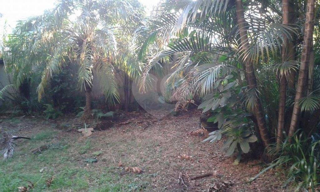 Casa Térrea à venda com 3 quartos, sendo 1 suíte, em Parque Peruche, São Paulo, SP