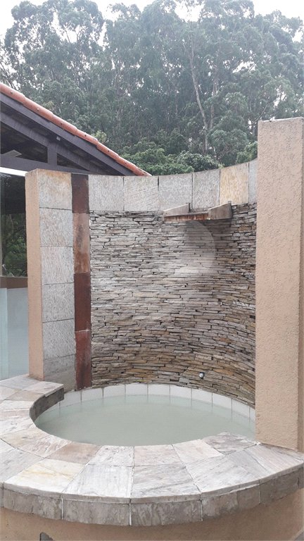 Casa à venda com 3 quartos, sendo 1 suíte,  no condomínio Jardim das Palmas, São Paulo - SP