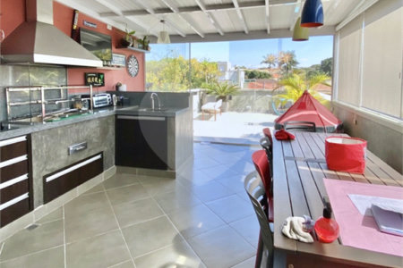 Casa à venda com 3 quartos, sendo 2 suítes, em Planalto Paulista, São Paulo, SP