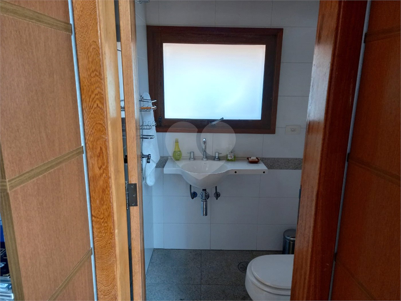 Casa à venda com 5 quartos, sendo 4 suítes, em Jardim São Bento, São Paulo, SP