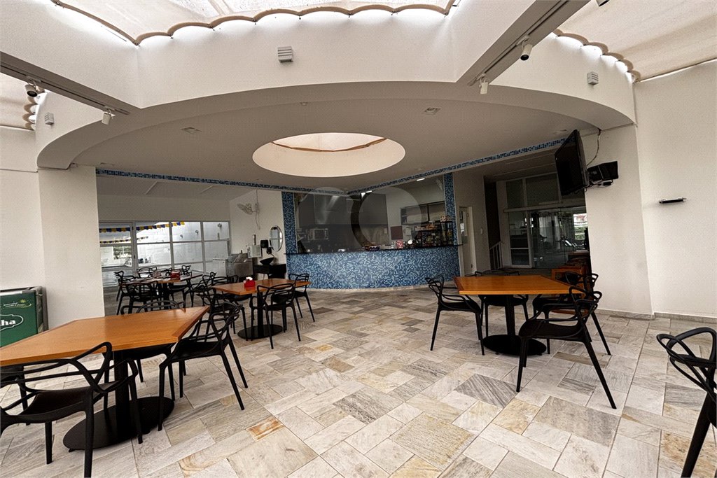 Apartamento para alugar com 3 suítes em Vila Romana, São Paulo, SP