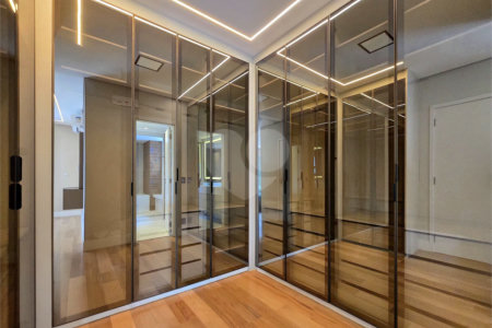 Apartamento à venda com 5 quartos, sendo 4 suítes, em Santa Cecília, São Paulo, SP