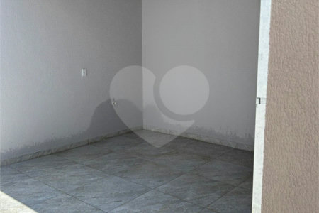Casa à venda com 2 quartos, sendo 1 suíte, em Residencial Antares, Taubaté, SP
