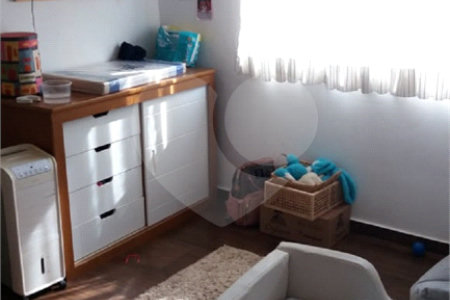 Sobrado à venda com 2 quartos em Chácara Monte Alegre, São Paulo, SP