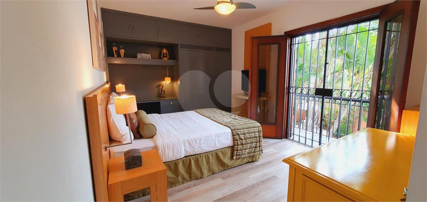 Casa à venda com 5 suítes em Jardim Leonor, São Paulo, SP