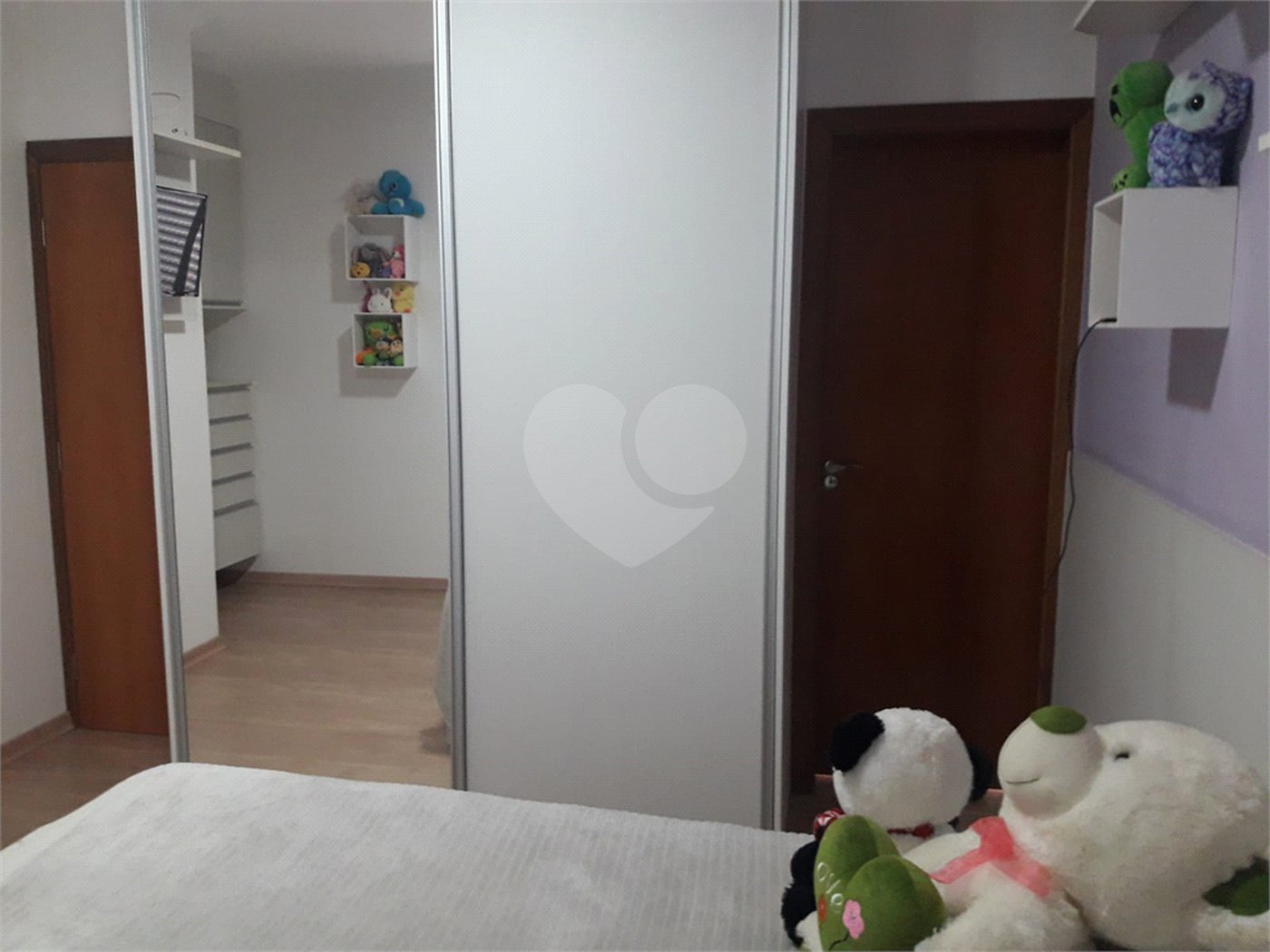 Sobrado a venda no Condomínio Village Damha II