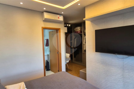 Apartamento à venda com 4 quartos, sendo 2 suítes,  no Centro, Mogi das Cruzes, SP