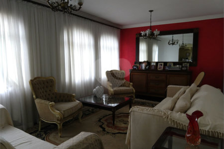 Casa à venda com 3 quartos, sendo 1 suíte,  em Jardim Brasil (zona Sul), São Paulo, SP
