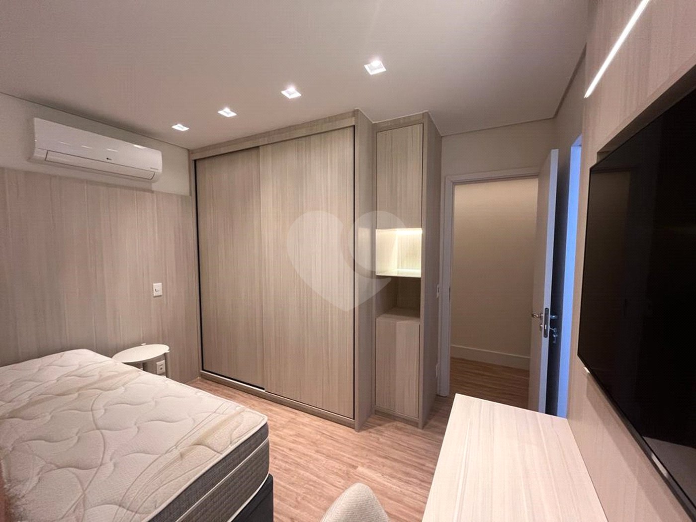 Apartamento à venda com 4 suítes em Santana, São Paulo, SP