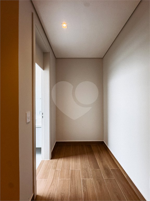 Casa à venda com 4 suítes no condomínio Villa dos Pinheiros, Indaiatuba - SP