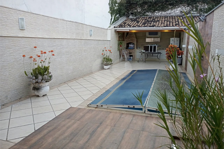Sobrado à venda com 3 suítes em Vila Mazzei, São Paulo, SP