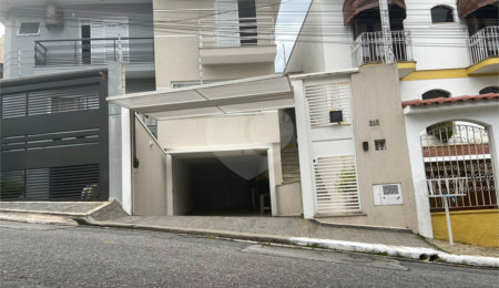 Sobrado à venda com 3 quartos, sendo 1 suíte,  em Horto Florestal, São Paulo, SP