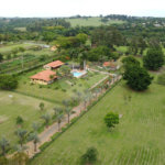 Casa à venda com 8 quartos, sendo 4 suítes, no condomínio Santa Filomena, Salto - SP