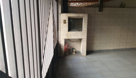 Sobrado à venda com 3 quartos, sendo 1 suíte,  em Vila Constança, São Paulo, SP