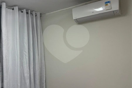 Apartamento à venda com 3 quartos, sendo 1 suíte, em Santa Cecília, São Paulo, SP