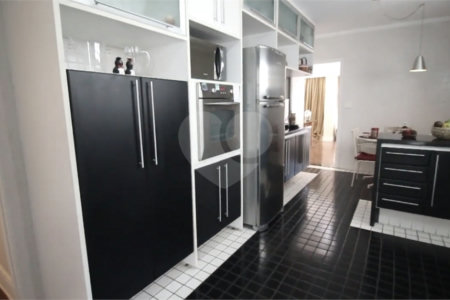 Apartamento à venda com 3 quartos, sendo 1 suíte, em Higienópolis, São Paulo, SP