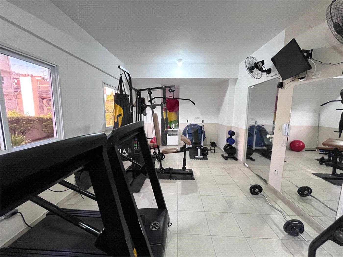 Apartamento à venda com 2 quartos, sendo 1 suíte,  em Vila Gustavo, São Paulo, SP