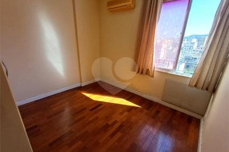 Apartamento à venda com 4 quartos, sendo 1 suíte, em Tijuca, Rio de Janeiro, RJ