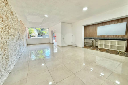 Casa à venda com 3 quartos em Campo Belo, São Paulo, SP