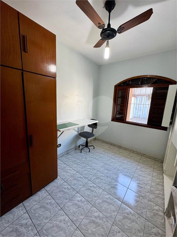 Sobrado à venda com 4 quartos, sendo 1 suíte,  em Vila Cleonice, São Paulo, SP