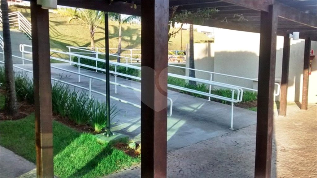 Casa à venda com 3 suítes no condomínio Residencial Central Parque, Salto - SP