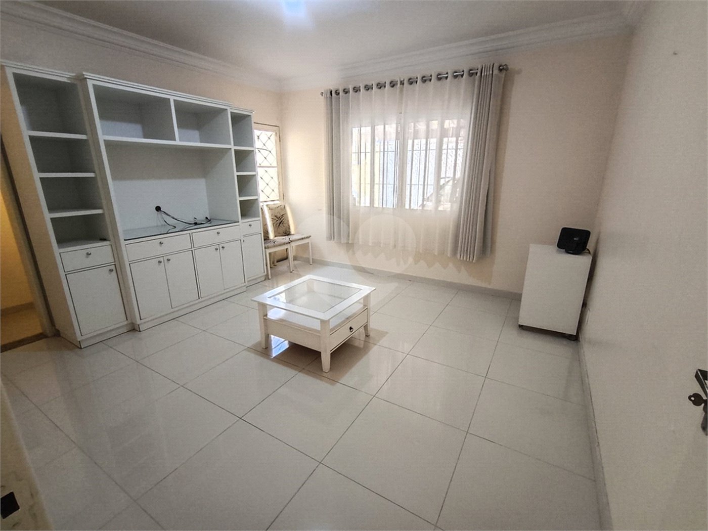 Casa à venda com 3 quartos, sendo 2 suítes,  em Chácara Jafet, Mogi das Cruzes, SP
