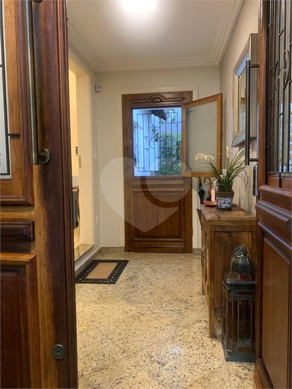 Casa Térrea à venda com 3 quartos, sendo 2 suítes, em Parque Vitória, São Paulo, SP