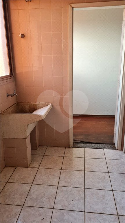 Apartamento à venda com 3 quartos, sendo 1 suíte,  no Centro, Araraquara, SP