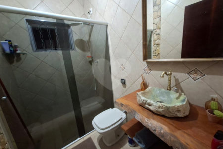 Chácara à venda com 3 quartos, sendo 1 suíte,  em Ribeirãozinho, Alambari, SP