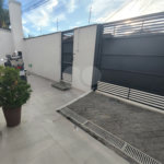 Casa Térrea à venda com 4 quartos, sendo 1 suíte,  em Vila Esperança, Atibaia, SP