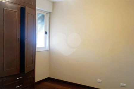Sobrado à venda com 3 quartos, sendo 1 suíte, em Brooklin, São Paulo, SP