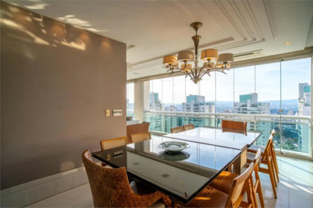 Apartamento à venda com 4 quartos, sendo 3 suítes, em Alto da Mooca, São Paulo, SP
