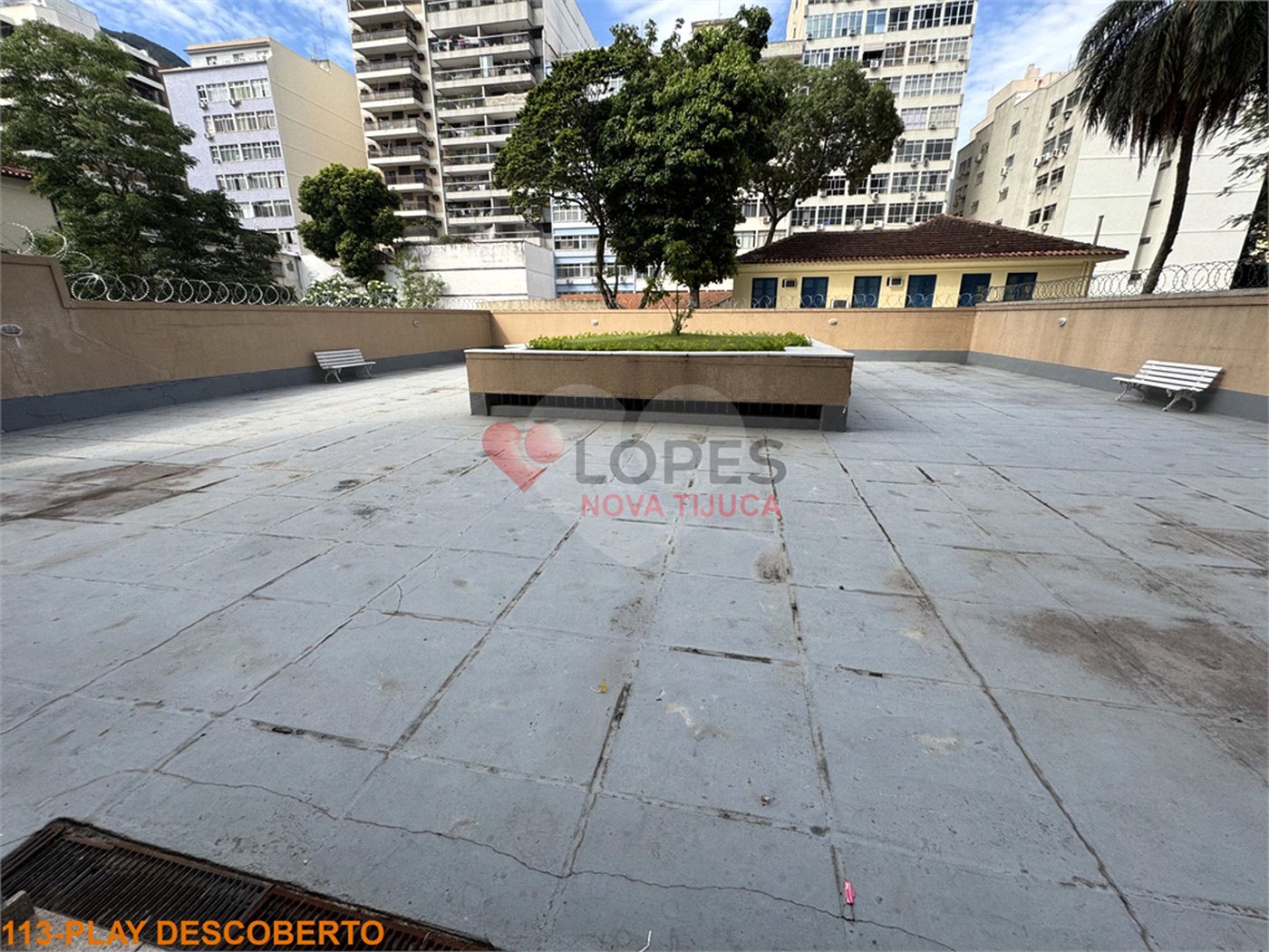 Apartamento à venda com 4 quartos, sendo 2 suítes, em Tijuca, Rio de Janeiro, RJ