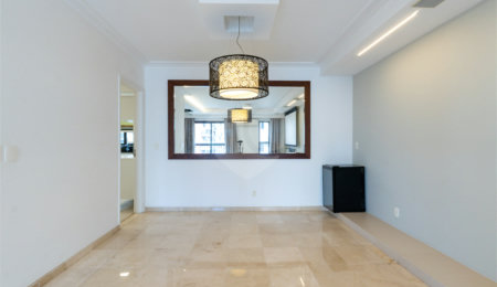 Apartamento à venda com 3 suítes em Vila Nova Conceição, São Paulo, SP