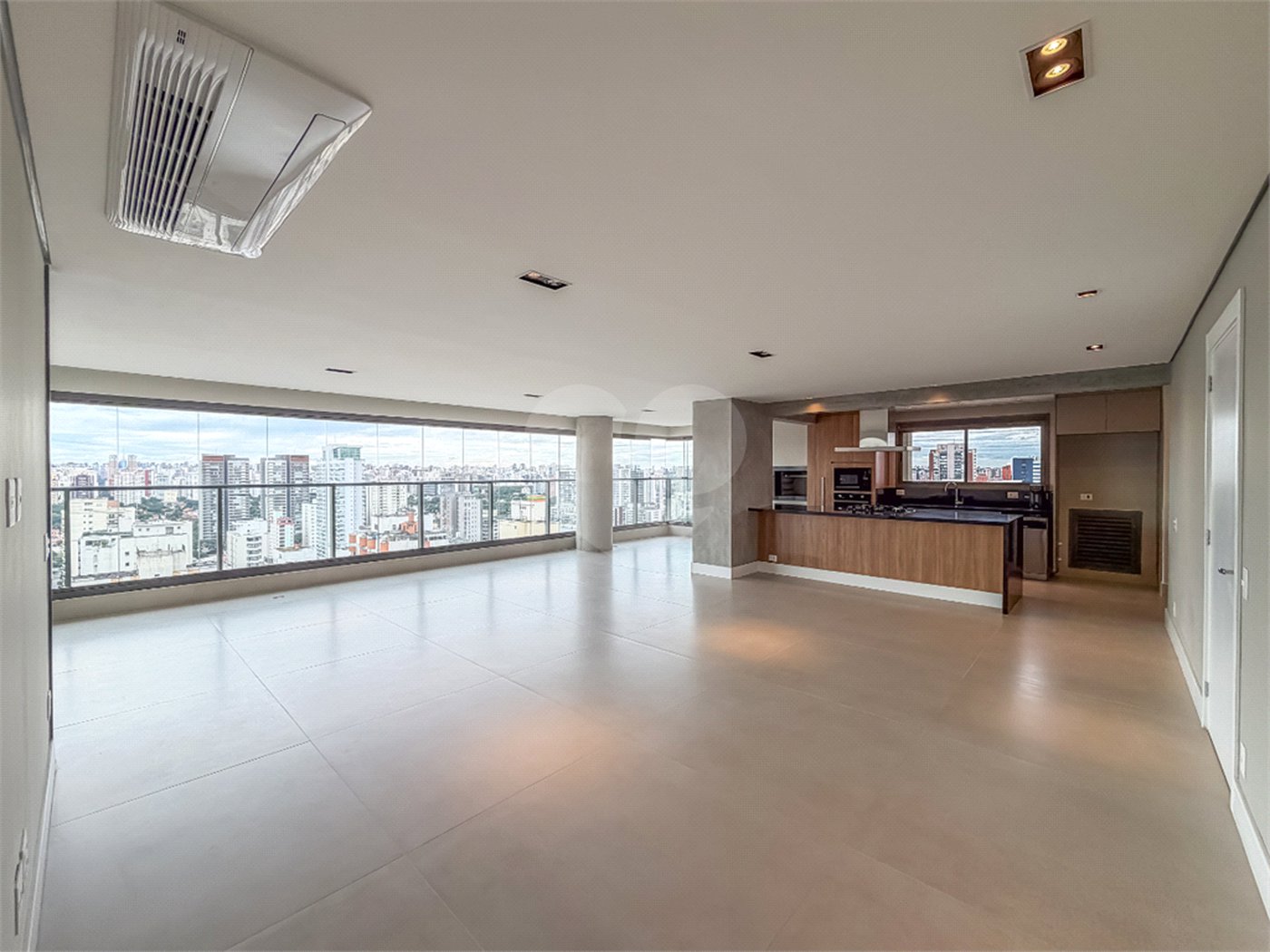 Apartamento à venda com 4 quartos, sendo 2 suítes, em Brooklin, São Paulo, SP